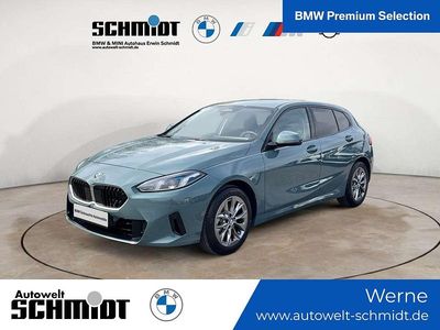 Gebraucht BMW 120 163 PS (119 kW) 2025 Cape york grün metallic Kleinwagen