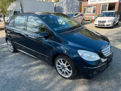 Gebraucht Mercedes B200 136 PS (100 kW) 2007 Blau Van / Kleinbus