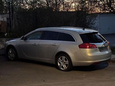 Gebraucht Opel Insignia 163 PS (119 kW) 2010 Grau Kombi