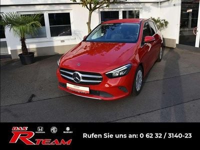 Usata Mercedes B180 116 CV (85 kW) 2019 Rosso Monovolume