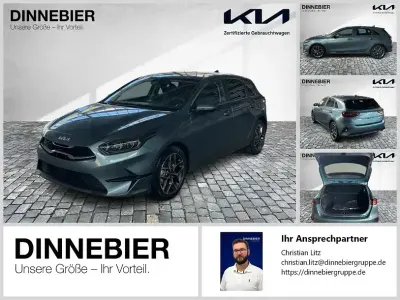 Neu Kia Ceed Spirit 140 PS (102 kW) 2025 Yucca stahlgrau metallic Kleinwagen