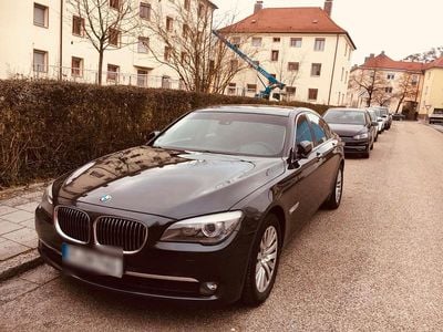BMW 740