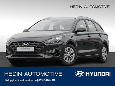 Dark knight / mic Gebraucht 2021 Hyundai i30 Kombi | 15.220 € (Fairer Preis)