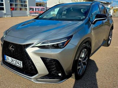 Gebraucht Lexus NX350h E-FOUR F-Sport 243 PS (178 kW) 2023 Grau SUV