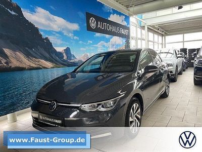 Grau Gebraucht 2022 VW Golf Style Limousine | 22.950 € (Guter Preis)
