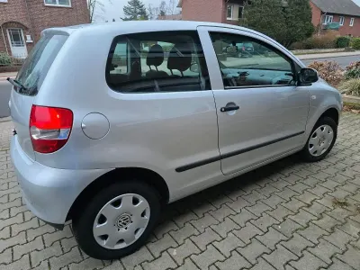 Używany VW Fox 54 KM (39 kW) 2007 Srebrny Hatchback