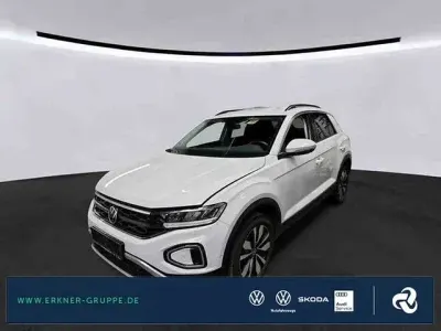 Second-hand VW T-Roc Move 150 CP (110 kW) 2023 Alb SUV