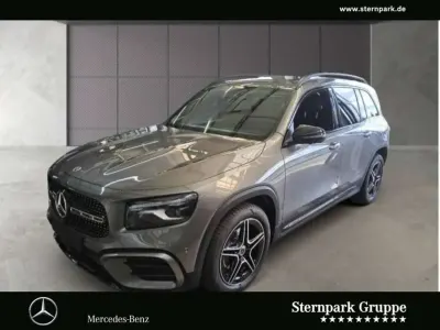 Gebraucht Mercedes GLB180 AMG 136 PS (100 kW) 2025 Lack mountaingrau SUV