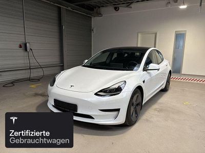 Weiß Gebraucht 2021 Tesla Model 3 RWD Limousine | 26.300 € (Fairer Preis)