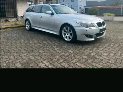 Używany BMW 530 218 KM (160 kW) 2005 Srebrny Kombi