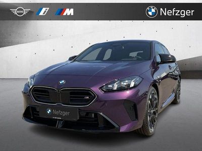 Nuova BMW M135 M Sport 300 CV (220 kW) 2026 Viola Utilitaria