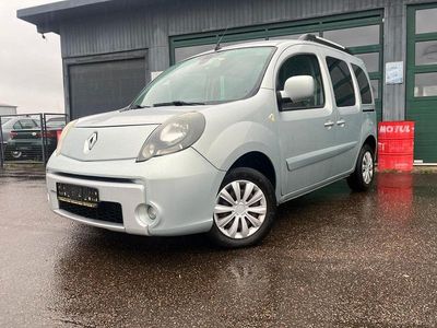 Gebraucht Renault Kangoo Luxe 109 PS (80 kW) 2012 Silber Van / Kleinbus