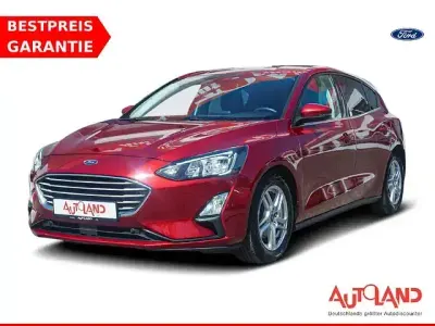 Gebraucht Ford Focus Cool & Connect 150 PS (110 kW) 2020 Rubyrot (metallic) Limousine
