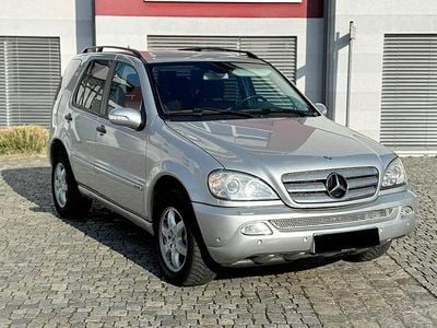Gebraucht Mercedes ML270 163 PS (119 kW) 2004 Silber SUV