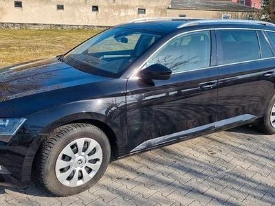 Gebraucht Skoda Superb Ambition 150 PS (110 kW) 2018 Schwarz Kombi