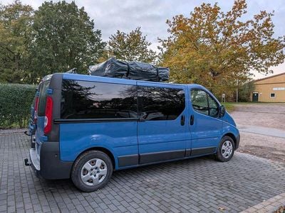 Gebraucht Opel Vivaro 90 PS (66 kW) 2012 Blau Van / Kleinbus