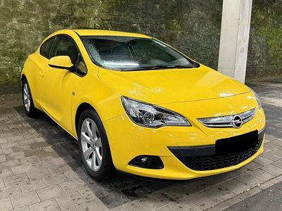 Opel Astra GTC