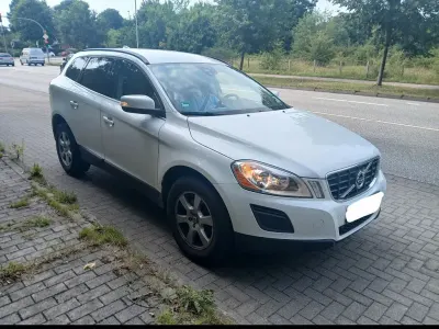 Gebraucht Volvo XC60 163 PS (119 kW) 2013 Weiß SUV