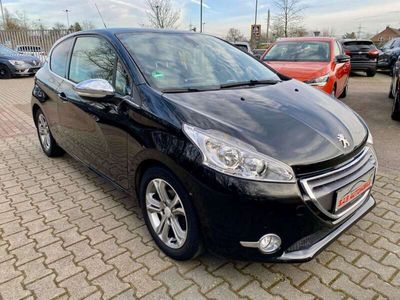 gebraucht Peugeot 208 Allure/ 1 Hand./ Scheckheftgepflegt