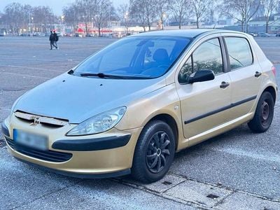 Gold Gebraucht 2001 Peugeot 307 Limousine | 800 € (Guter Preis)