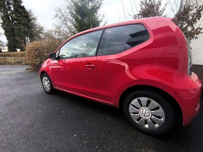 Gebraucht VW up! move up! 75 PS (55 kW) 2019 Rot Kleinwagen