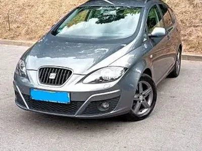 Gebraucht Seat Altea XL 140 PS (102 kW) 2014 Grau Van / Kleinbus
