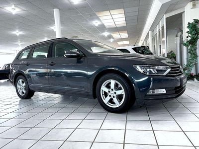 Gebraucht VW Passat 150 PS (110 kW) 2014 Uranograu Kombi