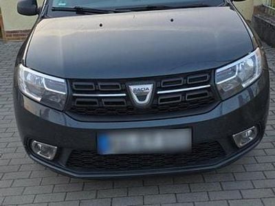 Gebraucht Dacia Logan 90 PS (66 kW) 2018 Grau Kombi