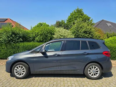 Gebraucht BMW 218 Gran Tourer Advantage 150 PS (110 kW) 2016 Grau Van / Kleinbus