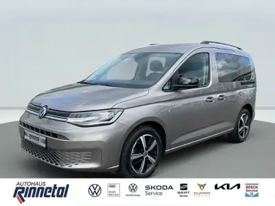 Gebraucht VW Caddy Life 122 PS (89 kW) 2024 Beige Van / Kleinbus