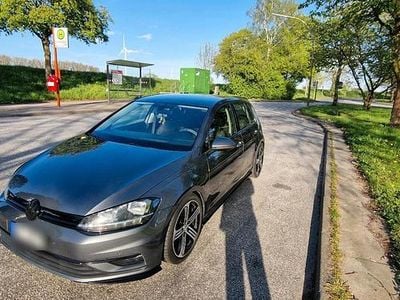 Usata VW Golf VII Comfortline 131 CV (96 kW) 2019 Grigio Utilitaria