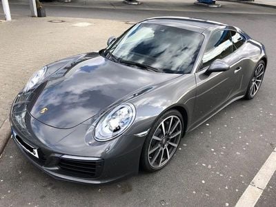 Porsche 911 Carrera 4