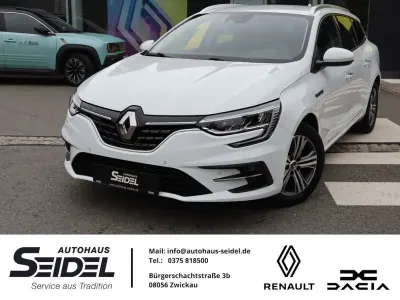 Gebraucht Renault Mégane IV Intens 140 PS (102 kW) 2022 Weiß Limousine