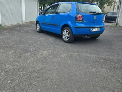 Gebraucht VW Polo Comfortline 64 PS (47 kW) 2006 Blau Kleinwagen