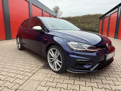 Second-hand VW Golf VII R 310 CP (228 kW) 2017 Albastru Berlinǎ