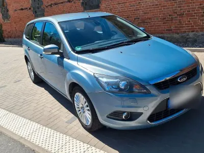 Używany Ford Focus Titanium 136 KM (100 kW) 2009 Niebieski Kombi