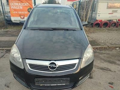 Schwarz Gebraucht 2006 Opel Zafira Edition Van / Kleinbus | 1.490 € (Guter Preis)