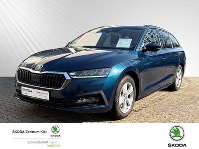 Gebraucht Skoda Octavia Ambition 150 PS (110 kW) 2022 Lavablau Kombi
