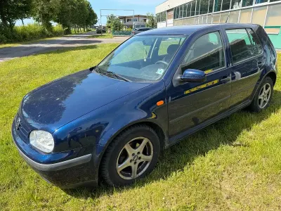 Brugt VW Golf III 100 HK (73 kW) 1999 Blå Sedan