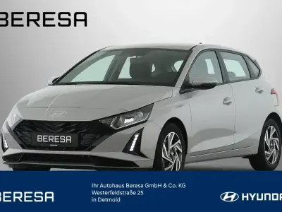 Neu Hyundai i20 Trend 101 PS (74 kW) 2025 Grau Kleinwagen