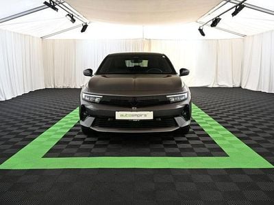 Grau Gebraucht 2024 Opel Astra GS Line Limousine | 17.990 € (Superpreis)