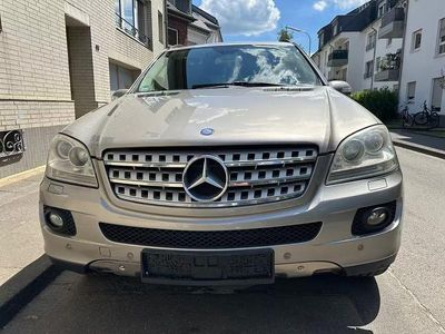 Mercedes ML320
