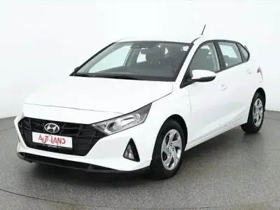 Gebraucht Hyundai i20 Select 84 PS (61 kW) 2022 Andere Kleinwagen
