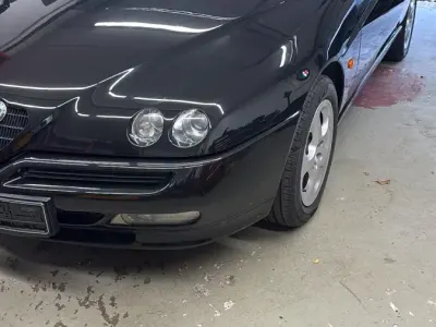 Gebraucht Alfa Romeo Spider 150 PS (110 kW) 1998 Schwarz Cabrio