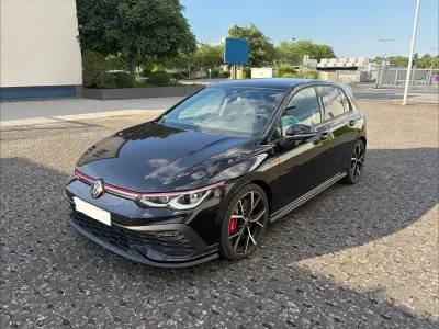 Gebraucht VW Golf VII GTI Clubsport 300 PS (220 kW) 2021 Schwarz Kleinwagen