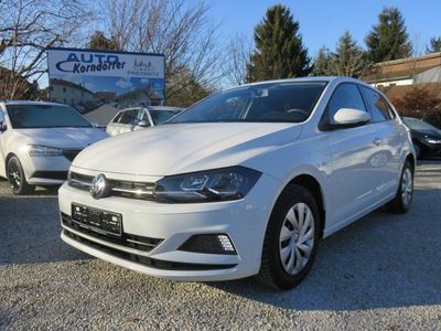 Weiß Gebraucht 2020 VW Polo Comfortline Limousine | 10.950 € (Guter Preis)