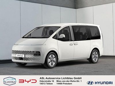 Creamy white Gebraucht 2025 Hyundai Staria Trend Van / Kleinbus | 43.490 € (Fairer Preis)