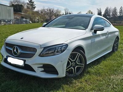 Usata Mercedes C300 AMG line 258 CV (189 kW) 2019 Bianco Coupé