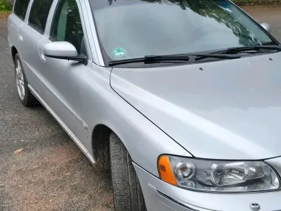 Gebraucht Volvo V70 163 PS (119 kW) 2004 Grau Kombi