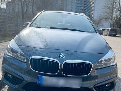 Gebraucht BMW 220 190 PS (139 kW) 2016 Grau Kombi